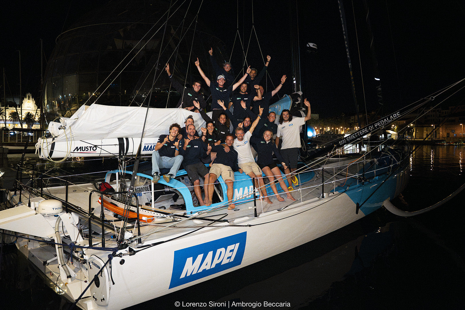 Allagrande Mapei festeggia la vittoria di Genova con Mapei e i suoi partner